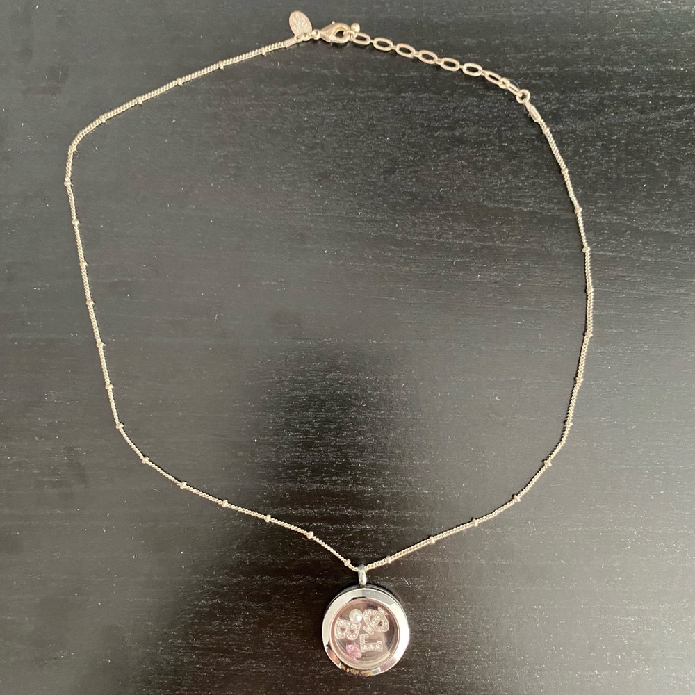 ORIGAMI OWL Gamma Phi Beta Charm Necklace